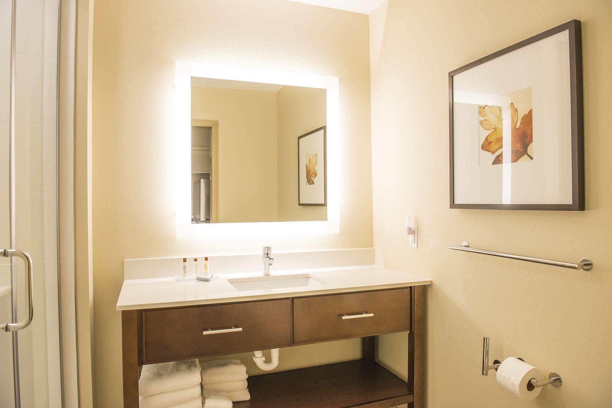 Candlewood Suites Fargo South-Medical Center By Ihg エクステリア 写真