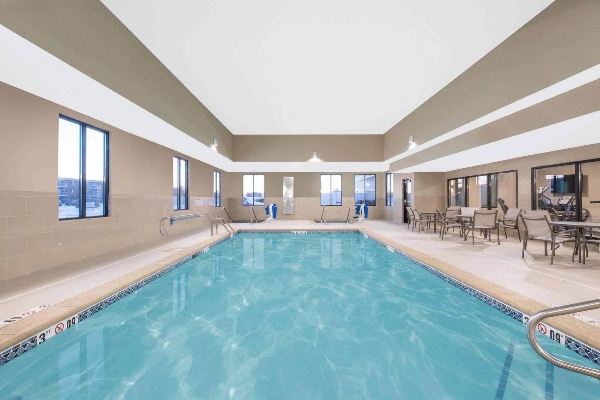 Candlewood Suites Fargo South-Medical Center By Ihg エクステリア 写真